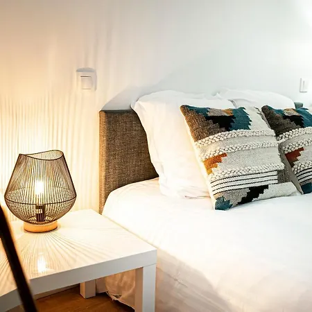 Onloc - Proche Halles - 2 Chbres - Parking * 波城