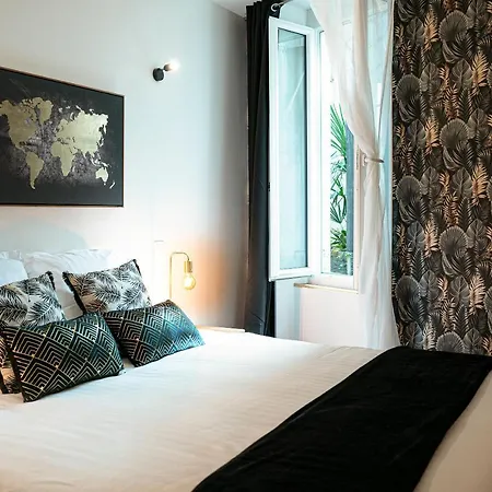 Onloc - Proche Halles - 2 Chbres - Parking *