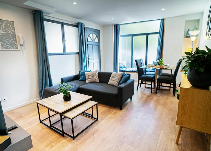 Onloc - Proche Halles - 2 Chbres - Parking